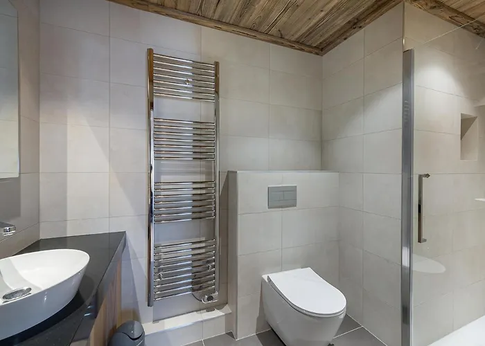 Neuf 3 Chambres, Garage Couvert A - Fr-1-562-65 *